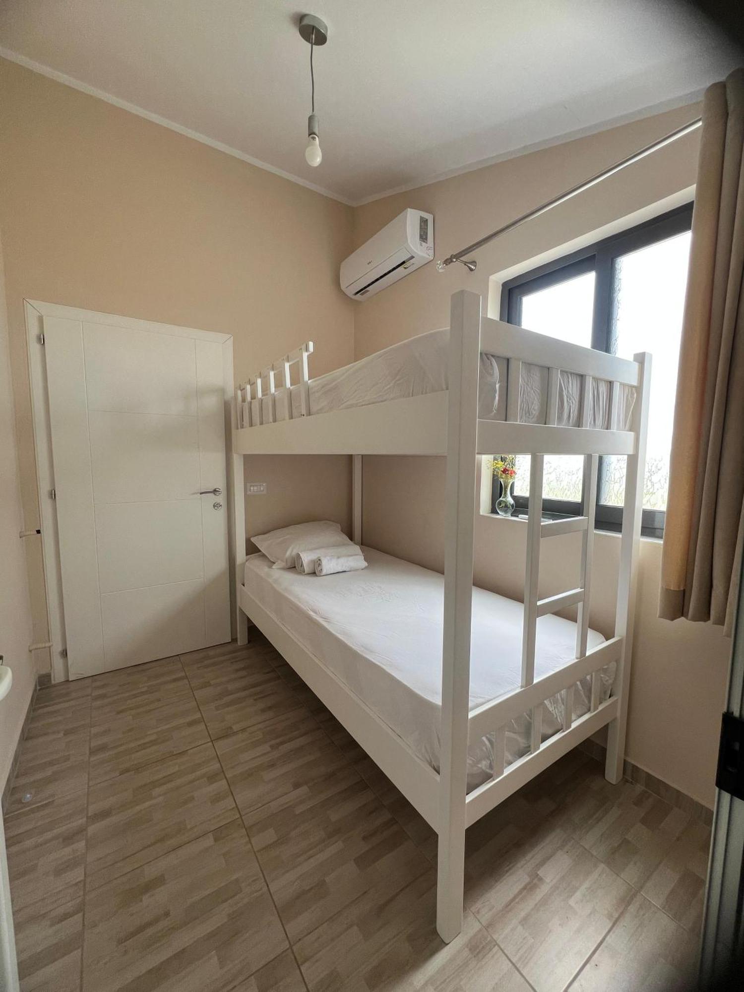 Hotel Villa Ballkan Grilë Buitenkant foto