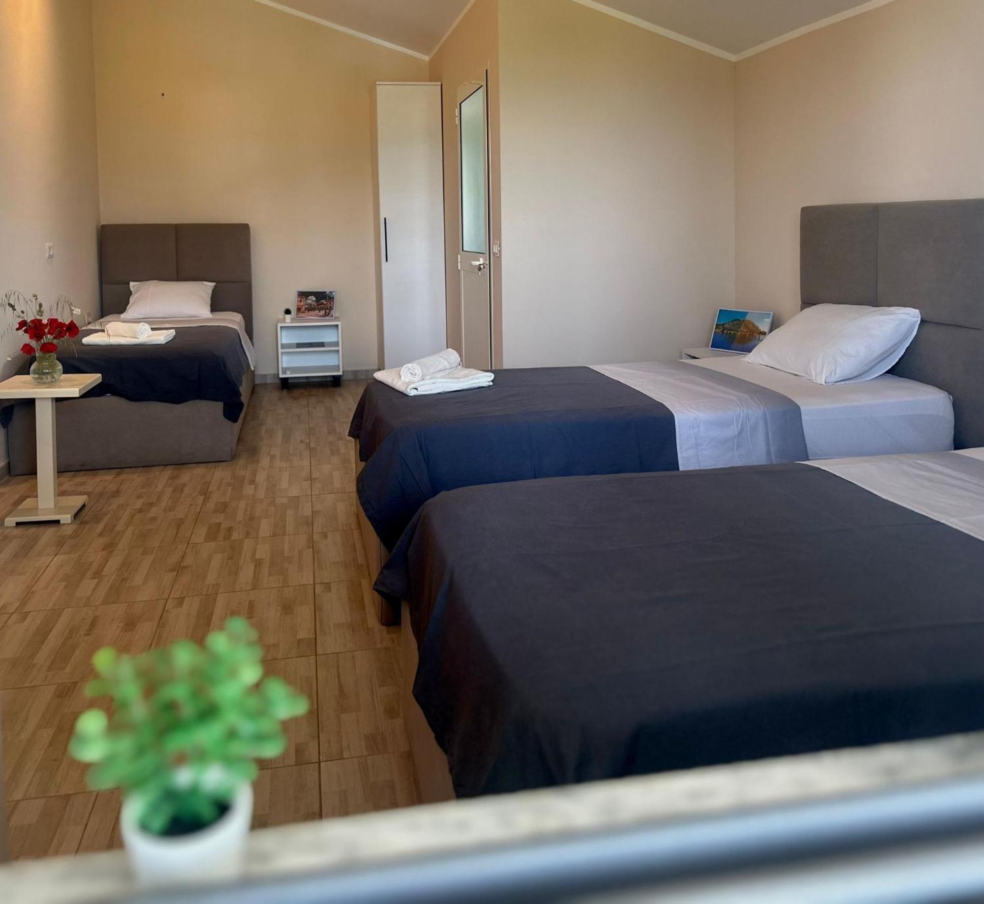 Hotel Villa Ballkan Grilë Buitenkant foto